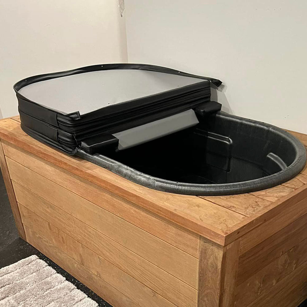 Rubbermaid Cold Plunge Cover